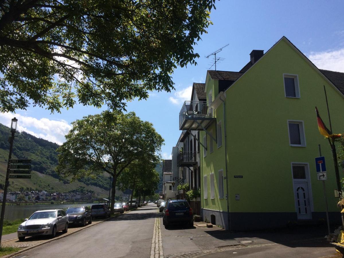 Haus Margarete Apartment Zell an der Mosel Exterior foto