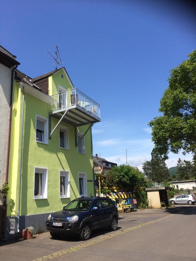 Haus Margarete Apartment Zell an der Mosel Exterior foto